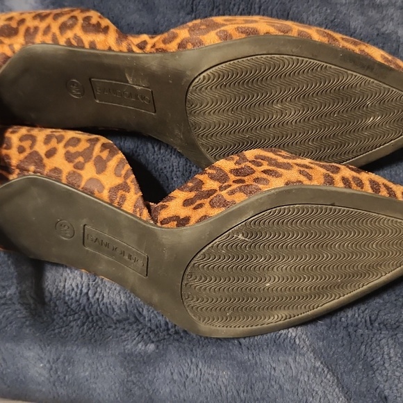 Animal print heels - Picture 4 of 5